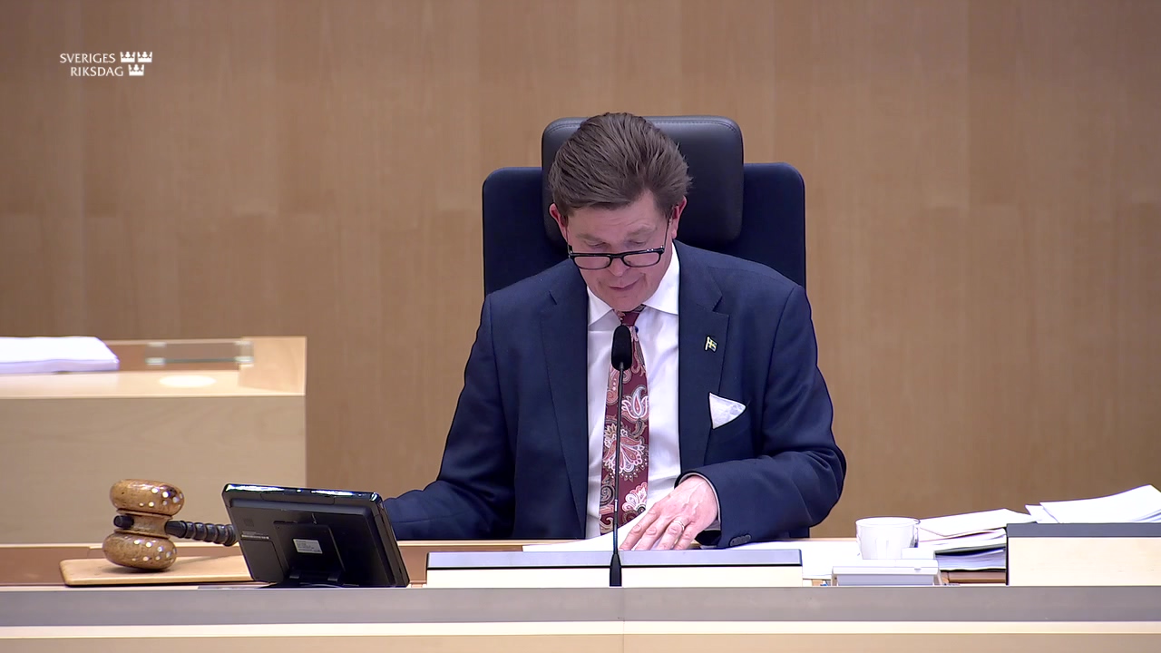 Stillbild från debatten i kammaren