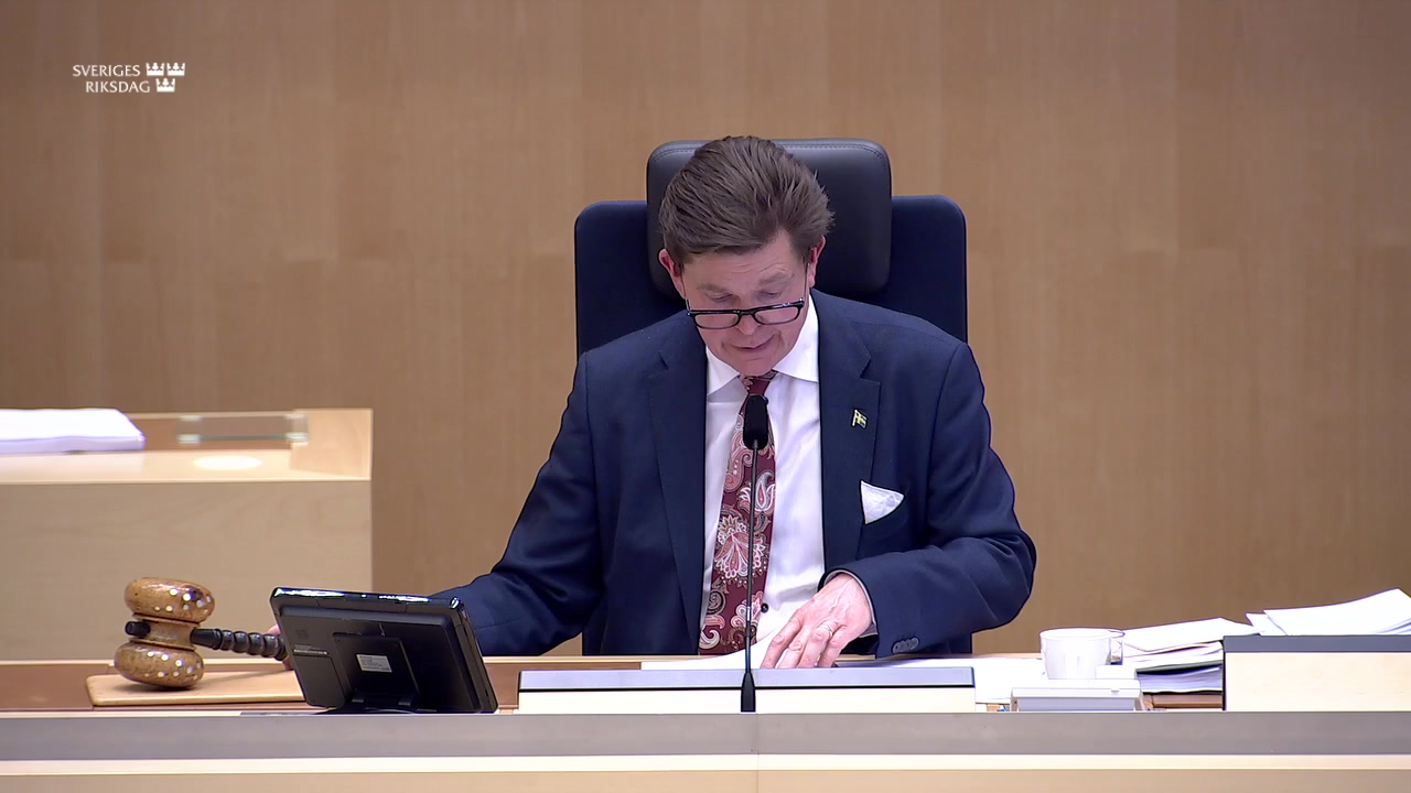 Stillbild från debatten i kammaren