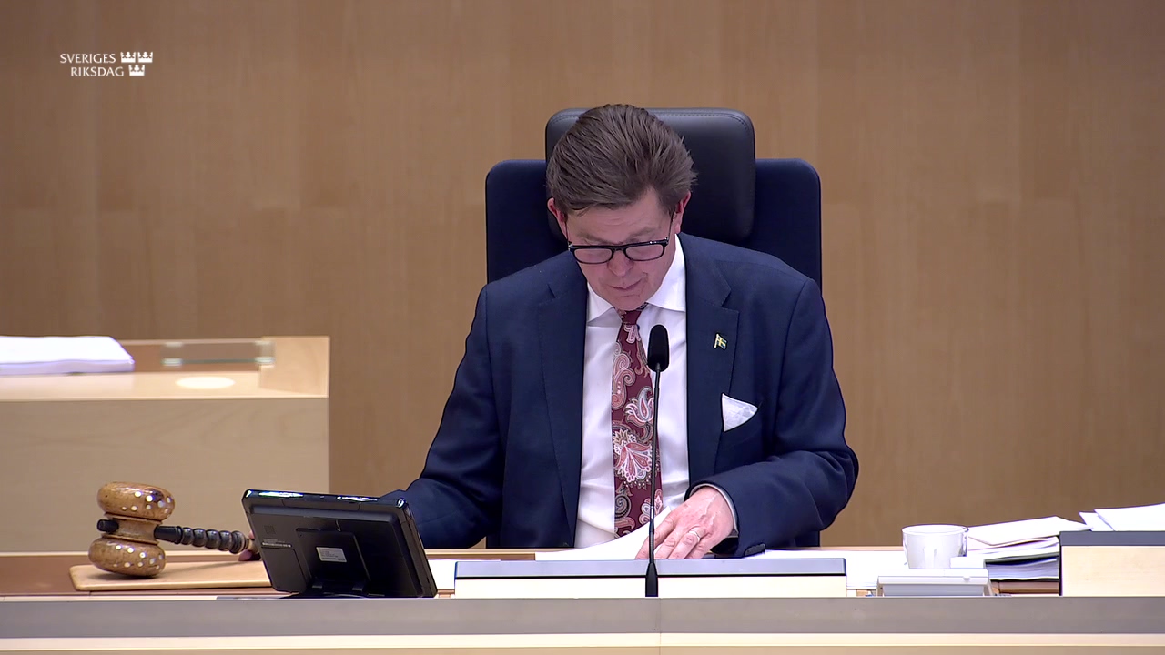 Stillbild från debatten i kammaren