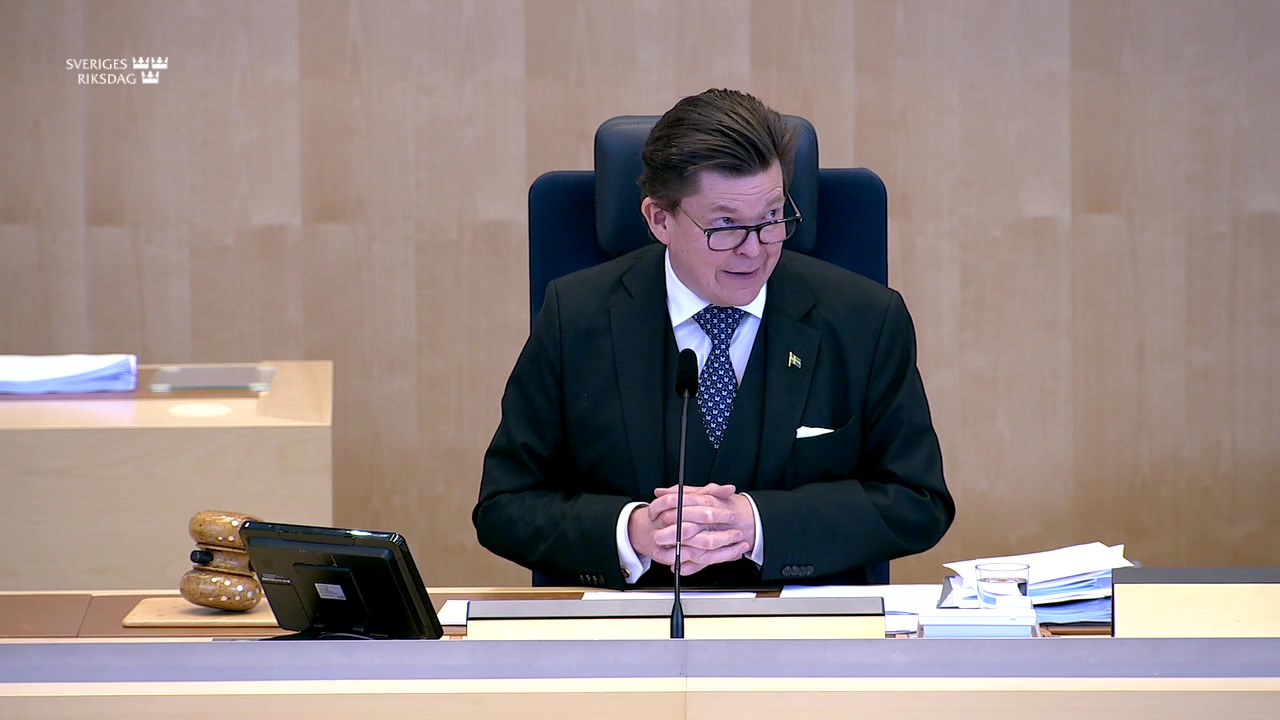 Stillbild från debatten i kammaren