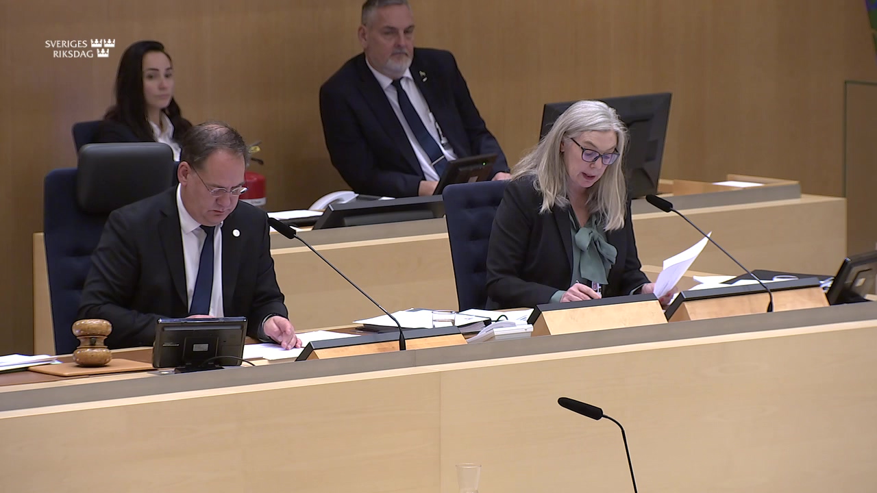 Stillbild från debatten i kammaren