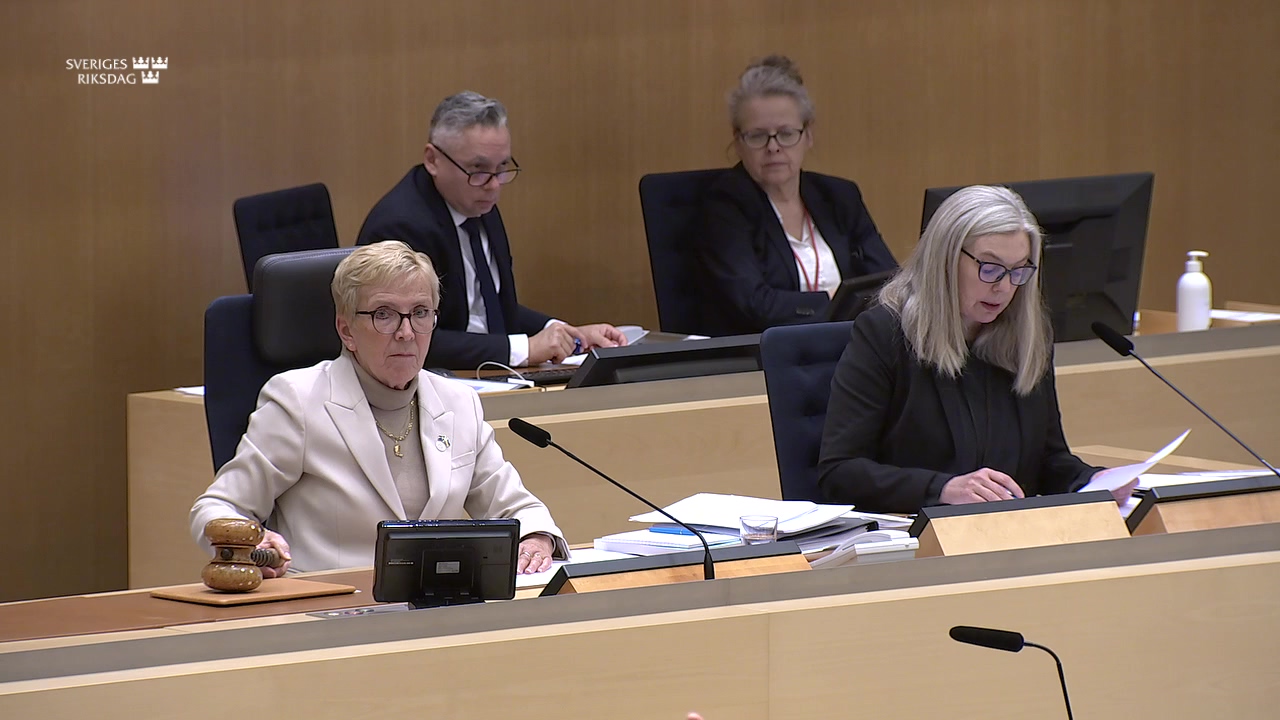 Stillbild från debatten i kammaren