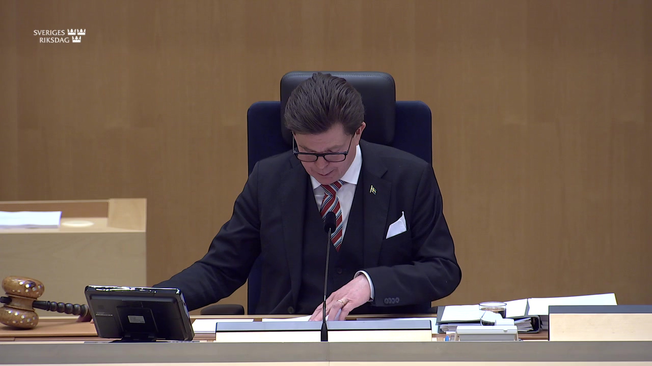 Stillbild från debatten i kammaren