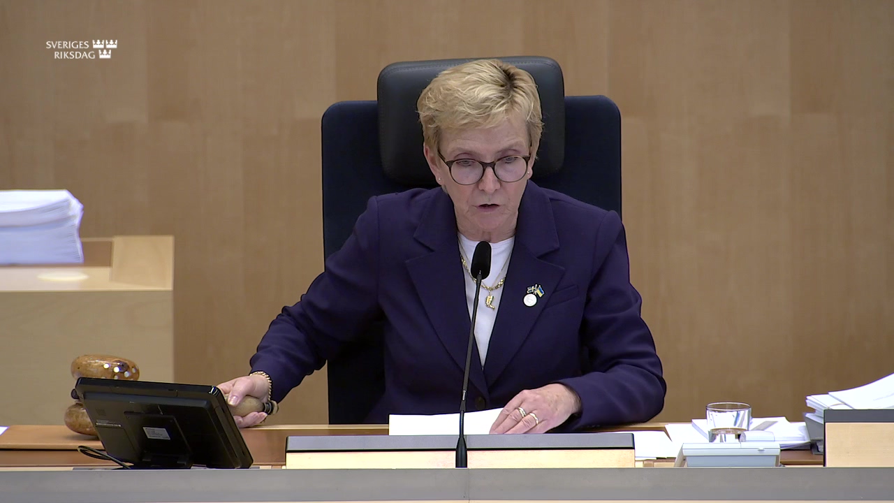 Stillbild från debatten i kammaren