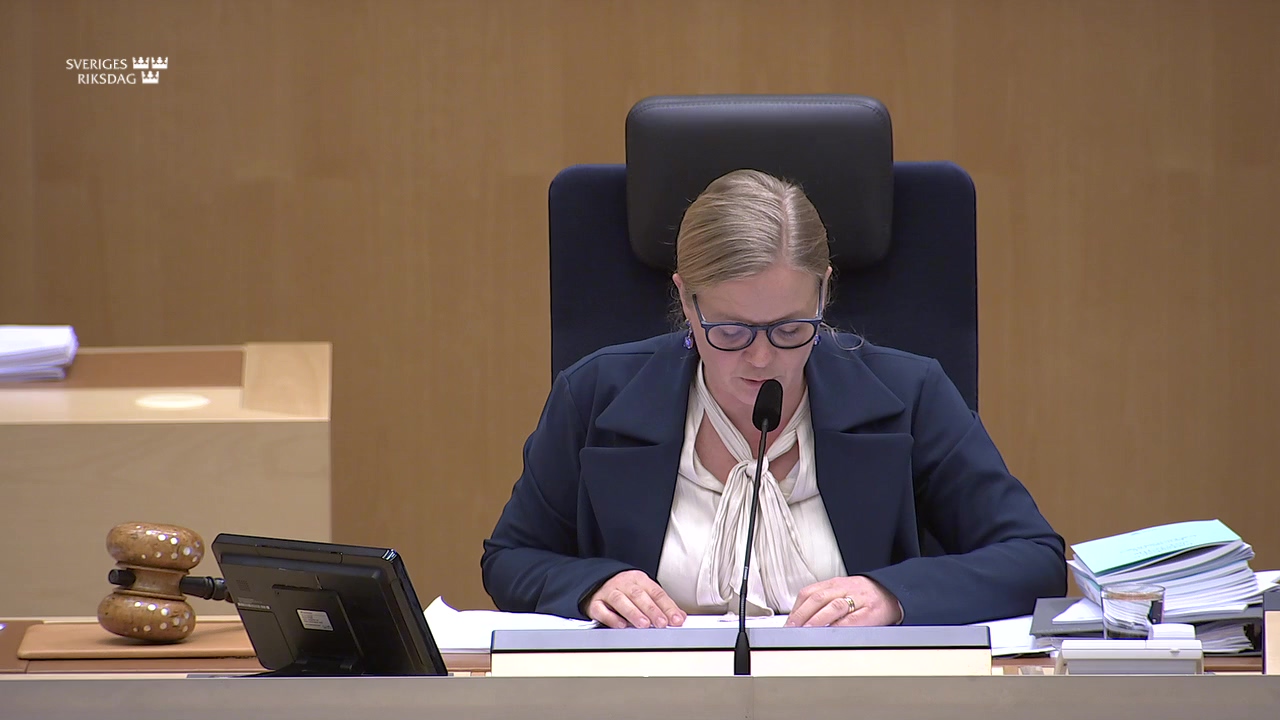 Stillbild från debatten i kammaren