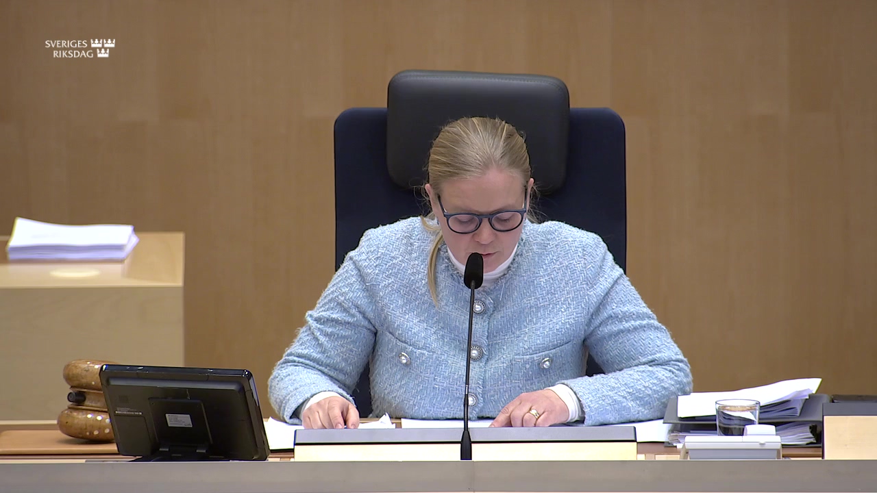 Stillbild från debatten i kammaren