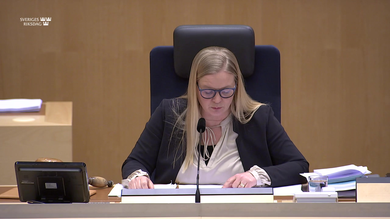 Stillbild från debatten i kammaren
