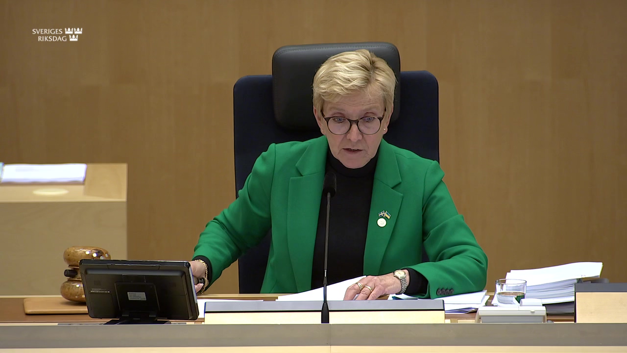Stillbild från debatten i kammaren