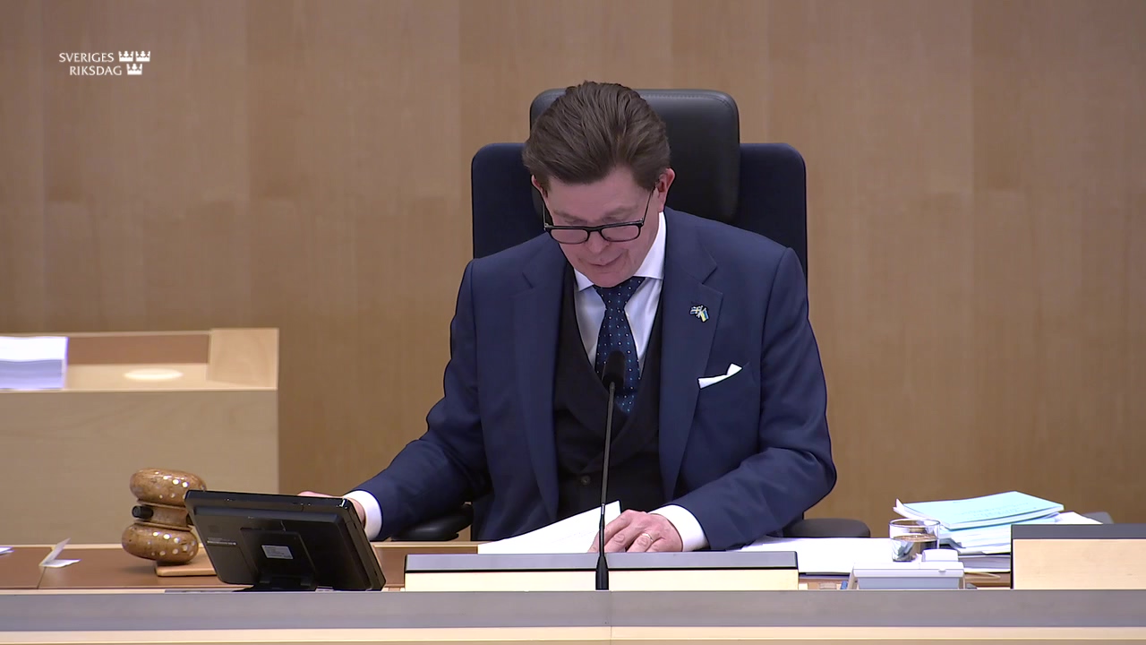 Stillbild från debatten i kammaren