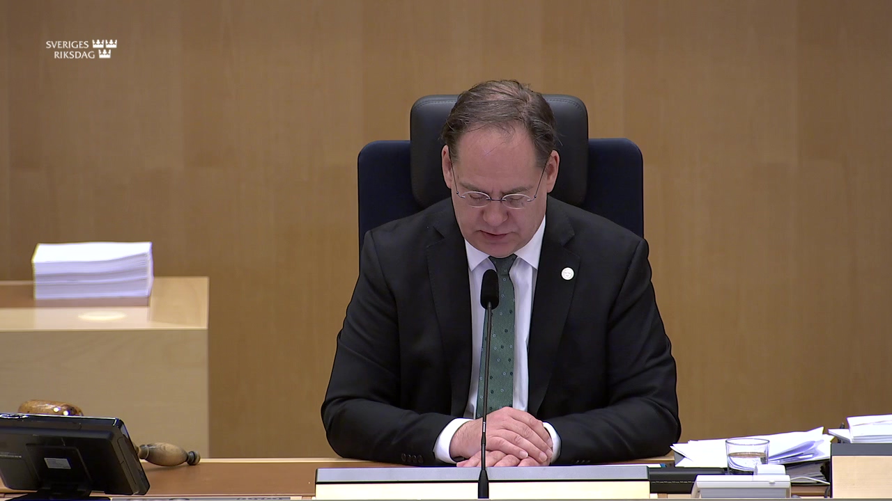 Stillbild från debatten i kammaren