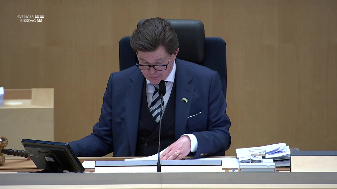 Stillbild från debatten i kammaren