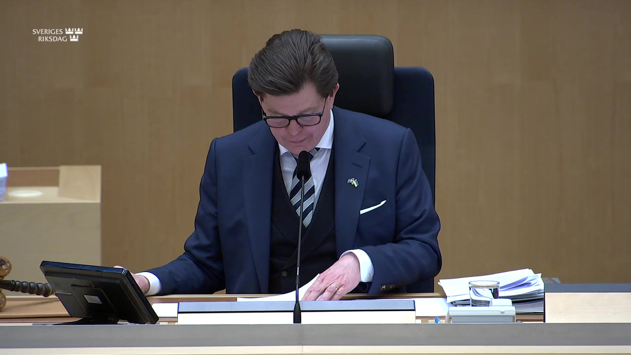 Stillbild från debatten i kammaren