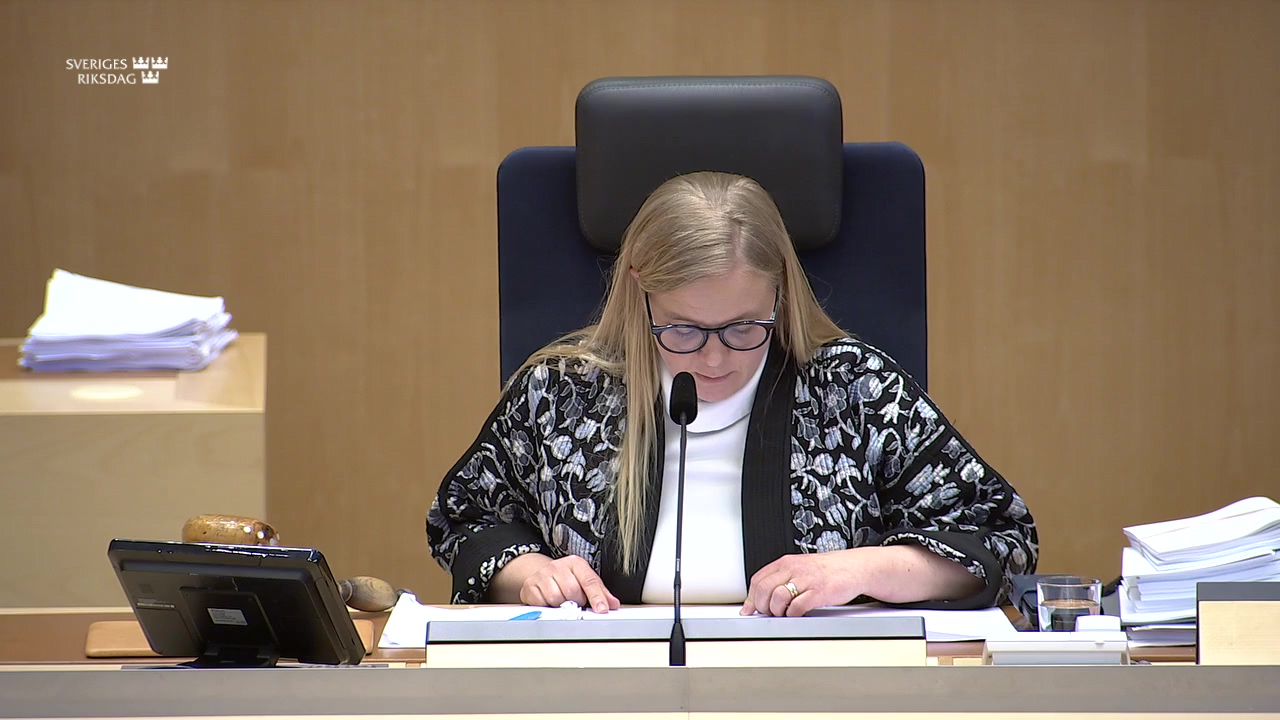 Stillbild från debatten i kammaren