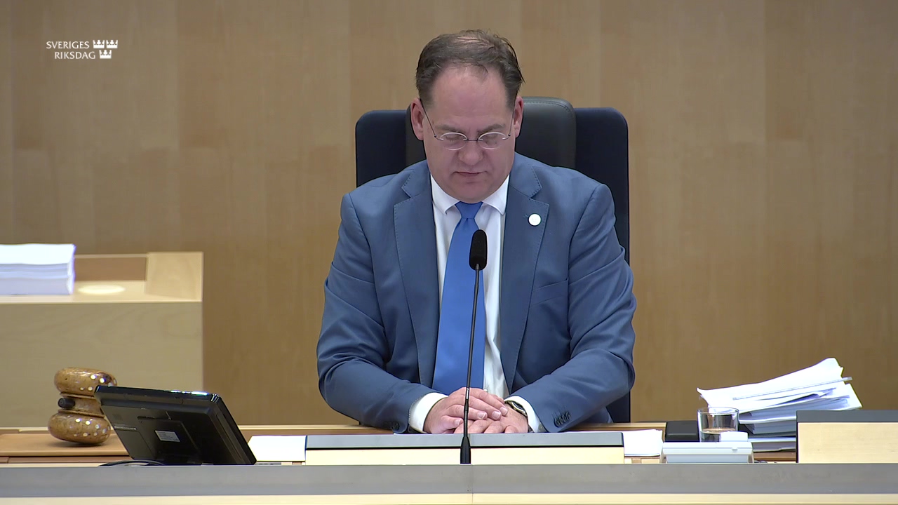 Stillbild från debatten i kammaren
