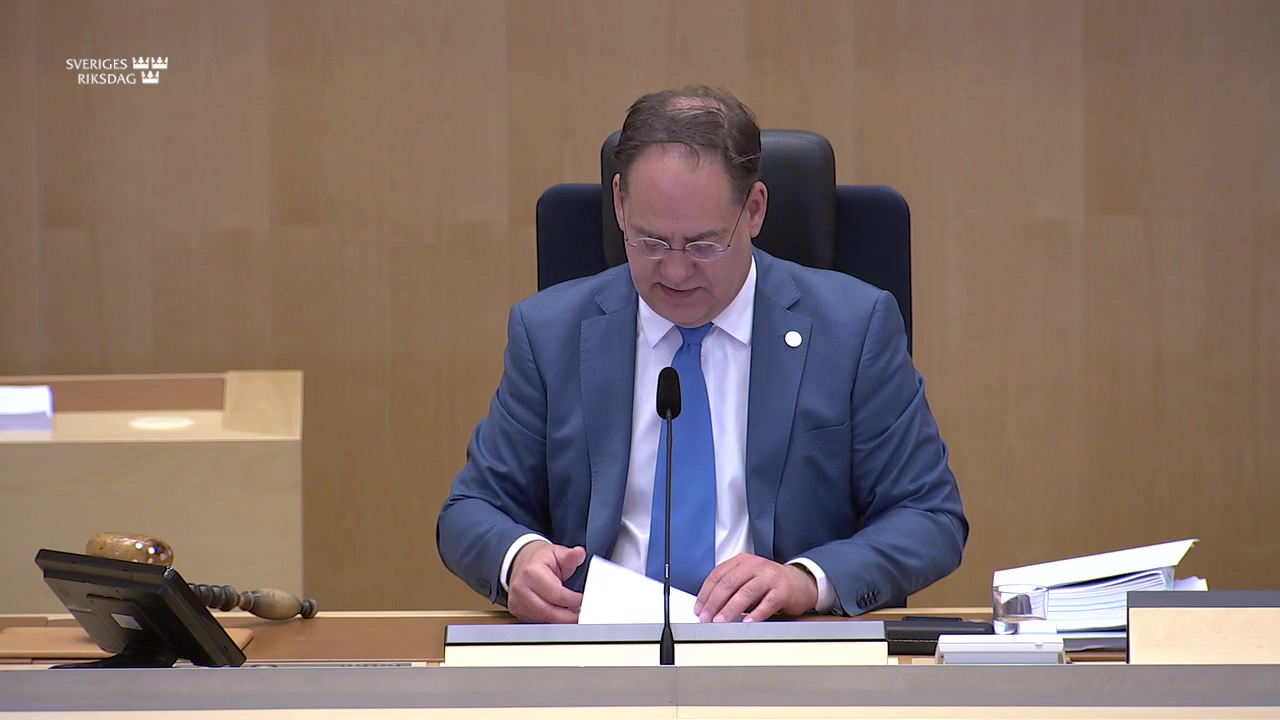 Stillbild från debatten i kammaren