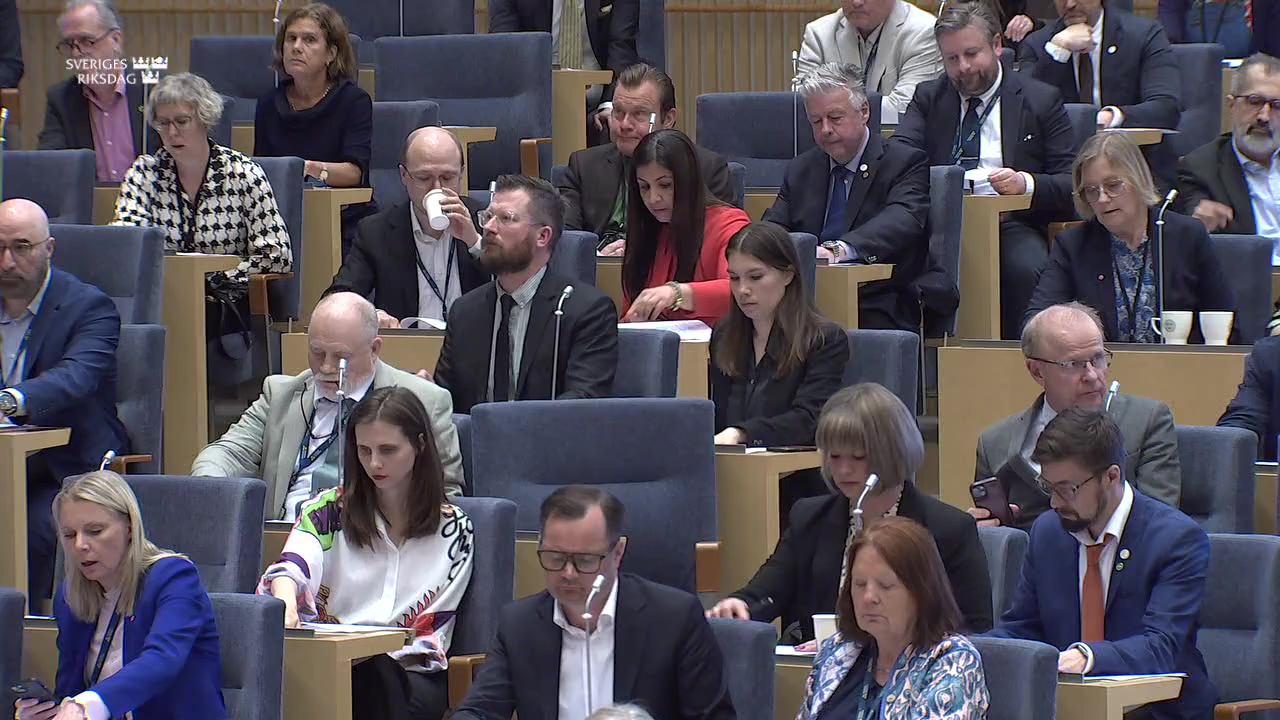 Stillbild från debatten i kammaren