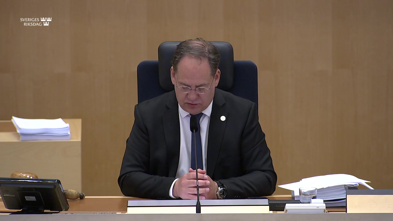 Stillbild från debatten i kammaren
