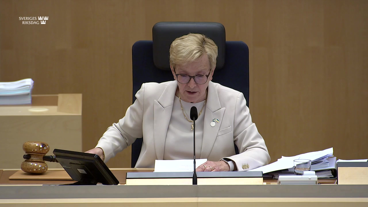 Stillbild från debatten i kammaren