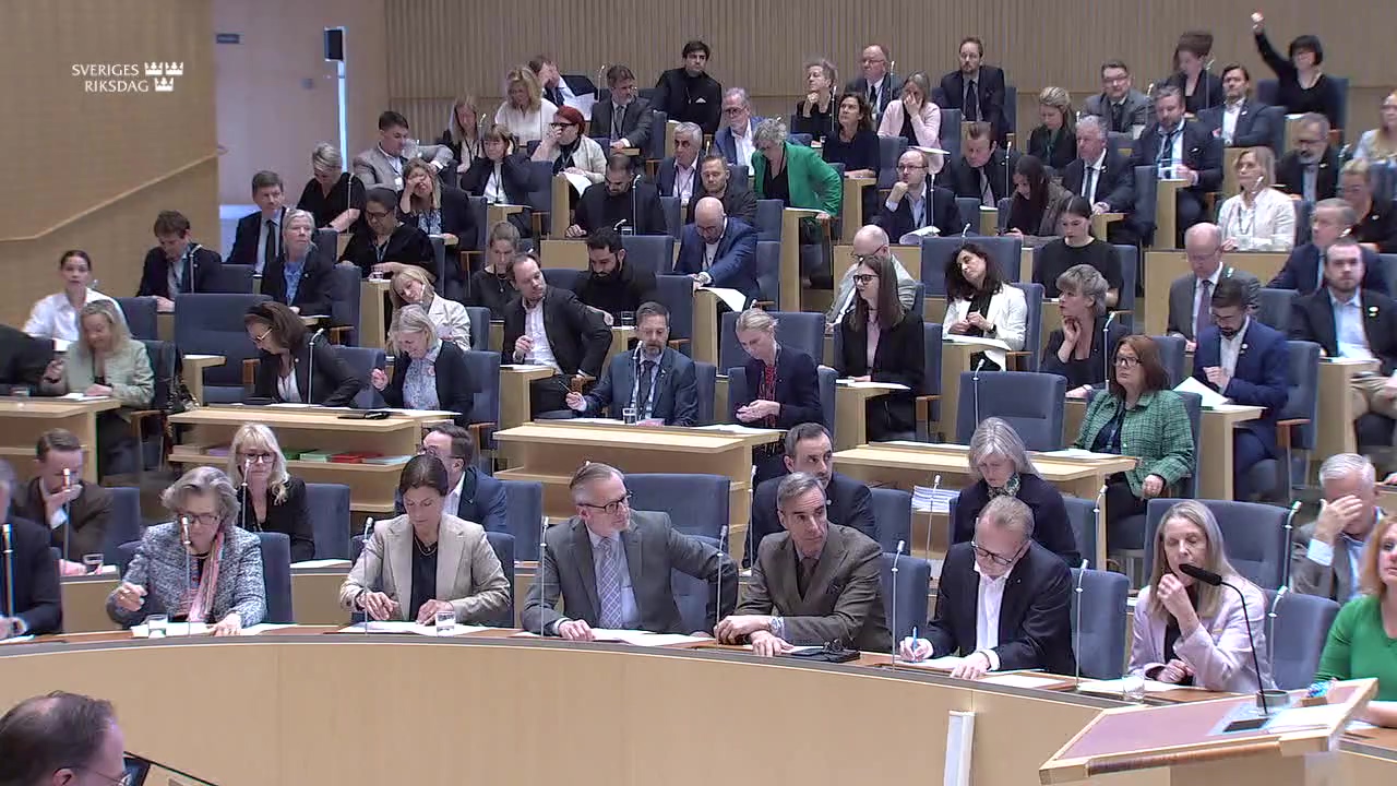 Stillbild från debatten i kammaren
