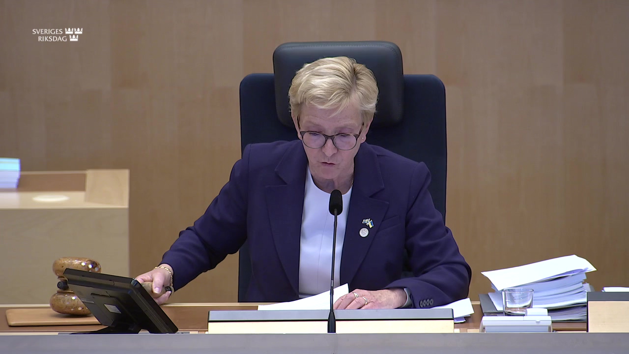 Stillbild från debatten i kammaren