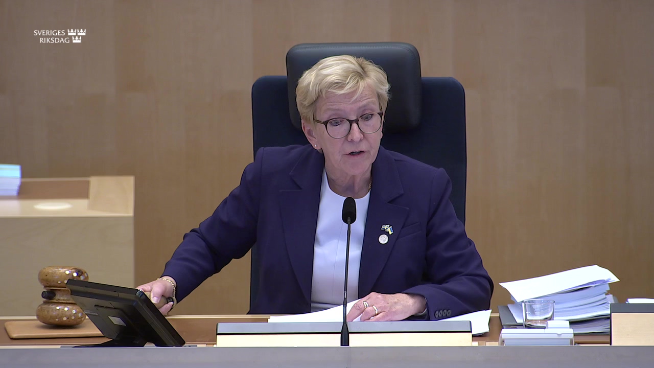 Stillbild från debatten i kammaren