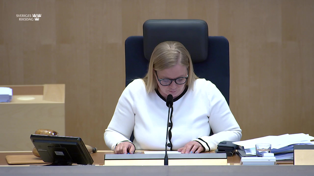 Stillbild från debatten i kammaren