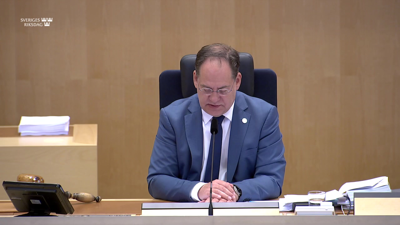 Stillbild från debatten i kammaren
