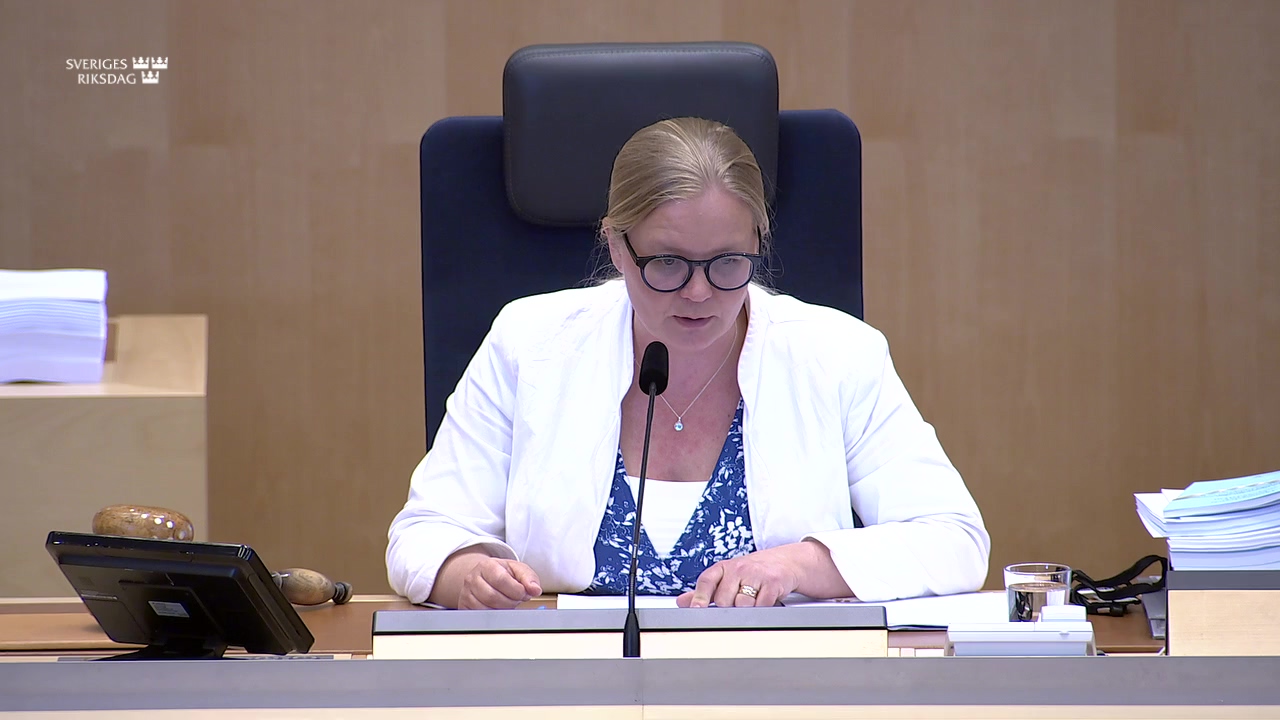 Stillbild från debatten i kammaren