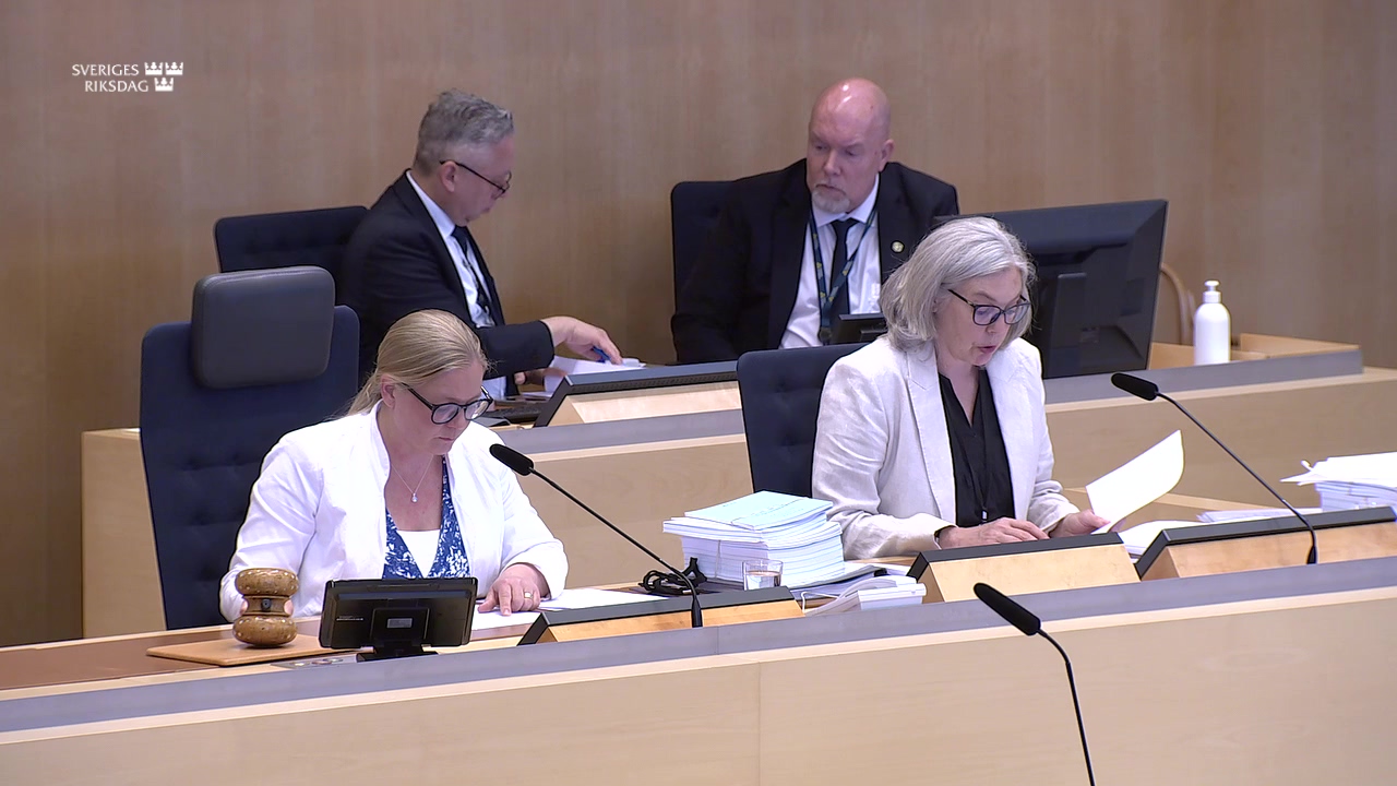 Stillbild från debatten i kammaren