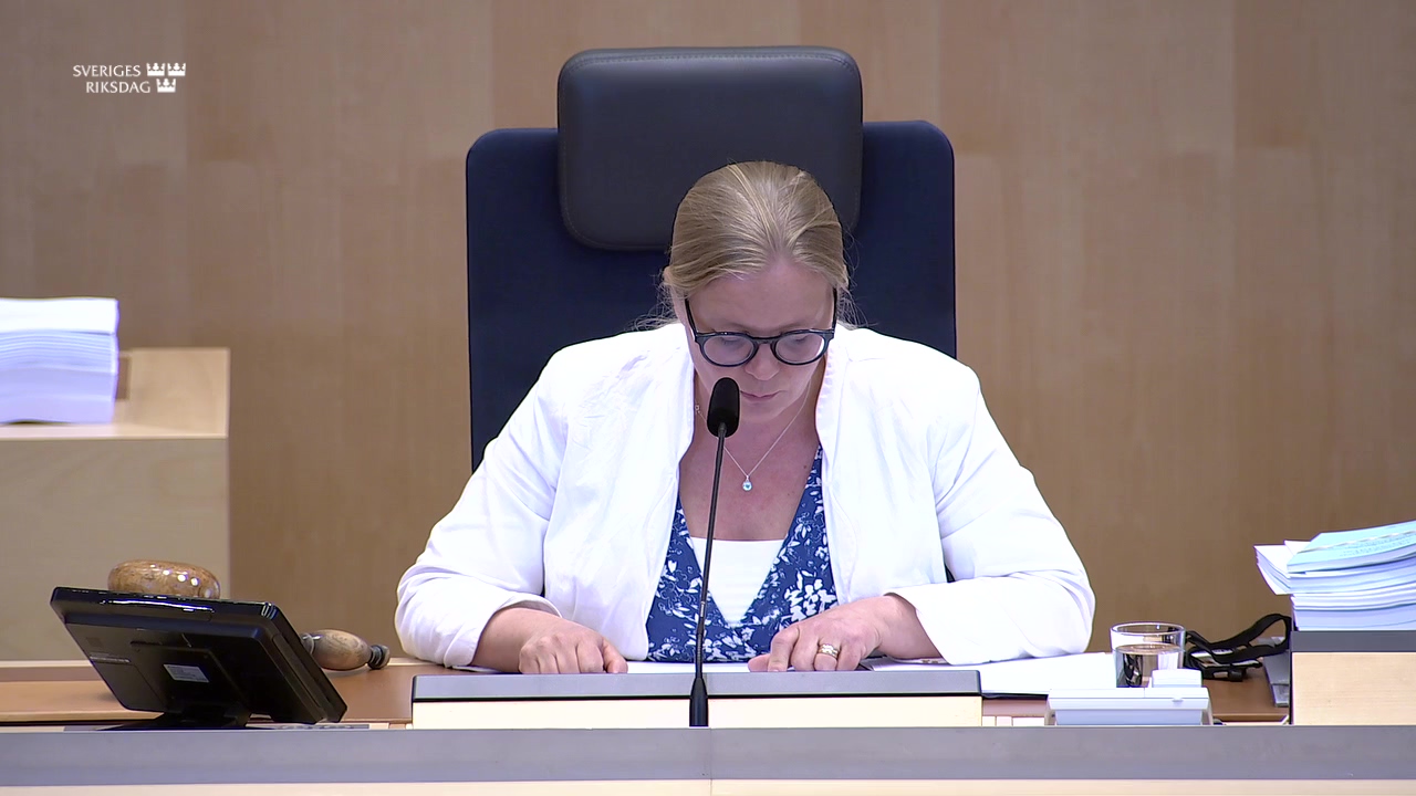 Stillbild från debatten i kammaren
