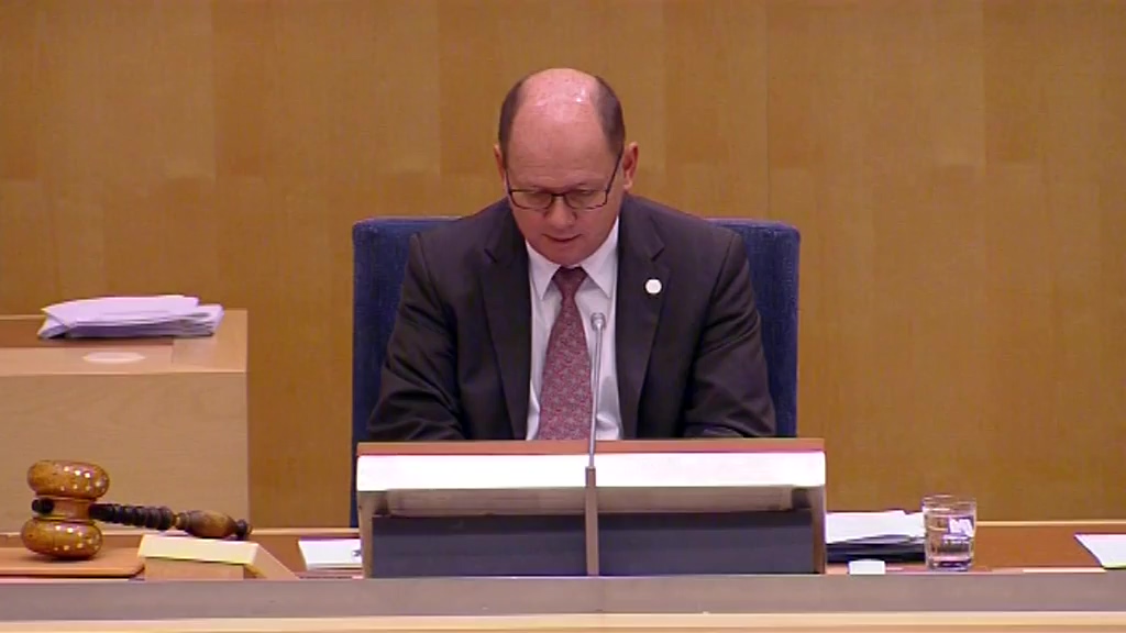Stillbild från debatten i kammaren