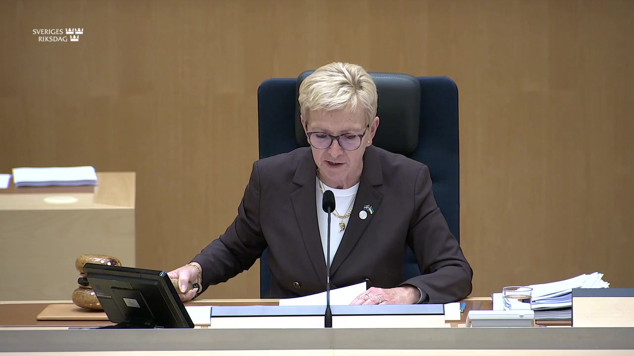 Stillbild från debatten i kammaren