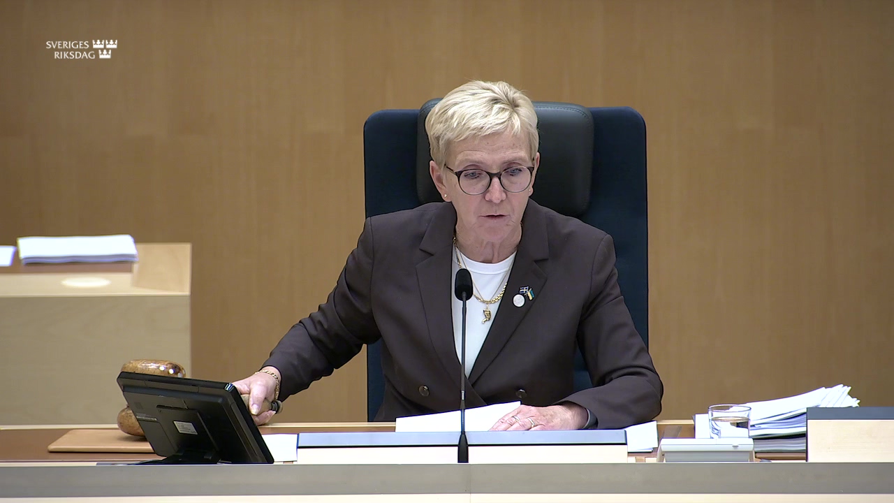 Stillbild från debatten i kammaren