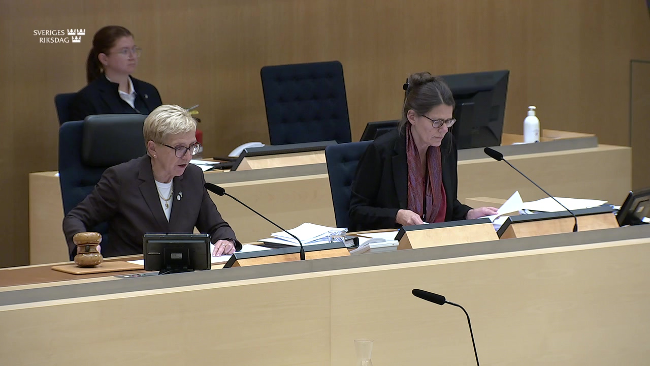 Stillbild från debatten i kammaren