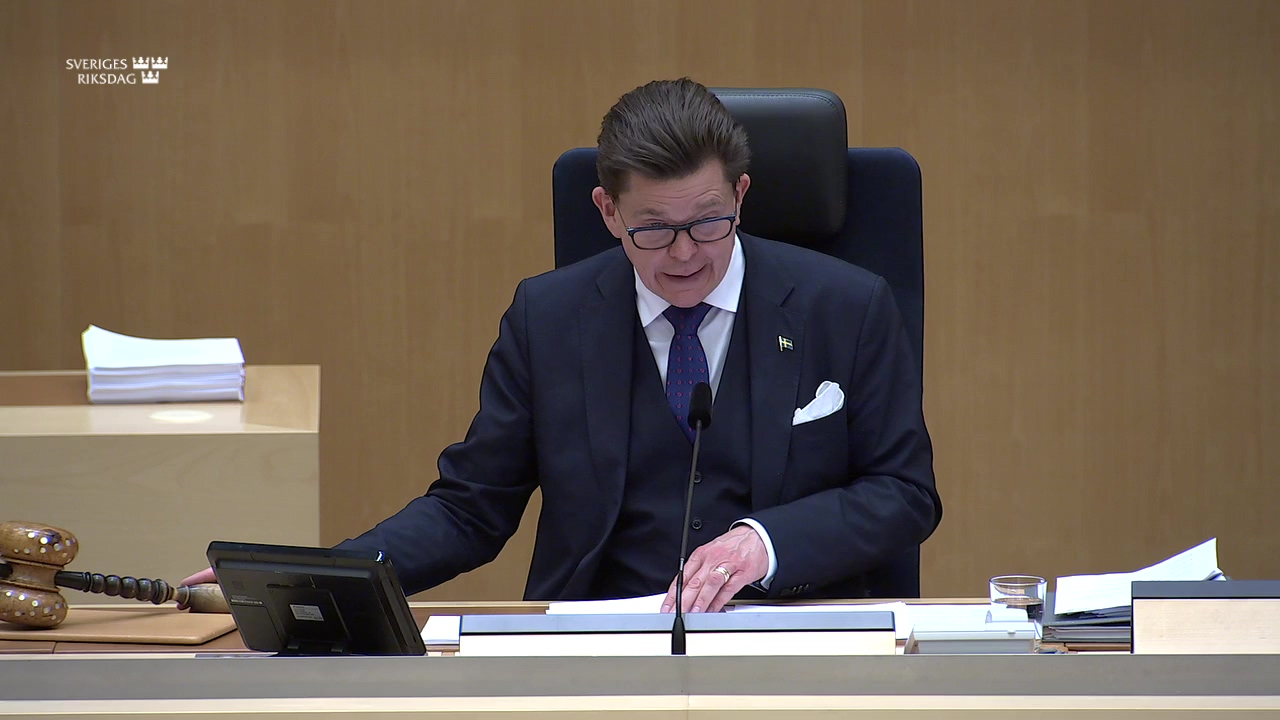 Stillbild från debatten i kammaren