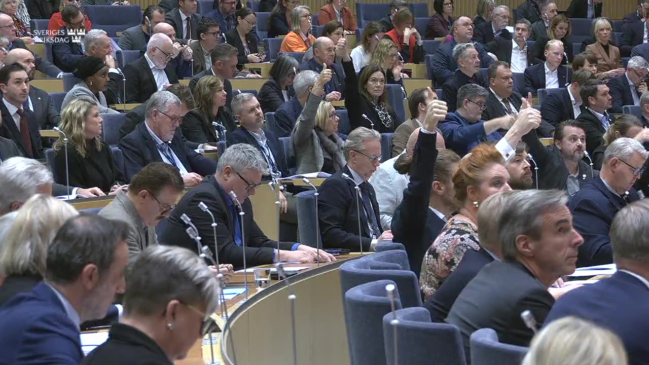 Stillbild från debatten i kammaren
