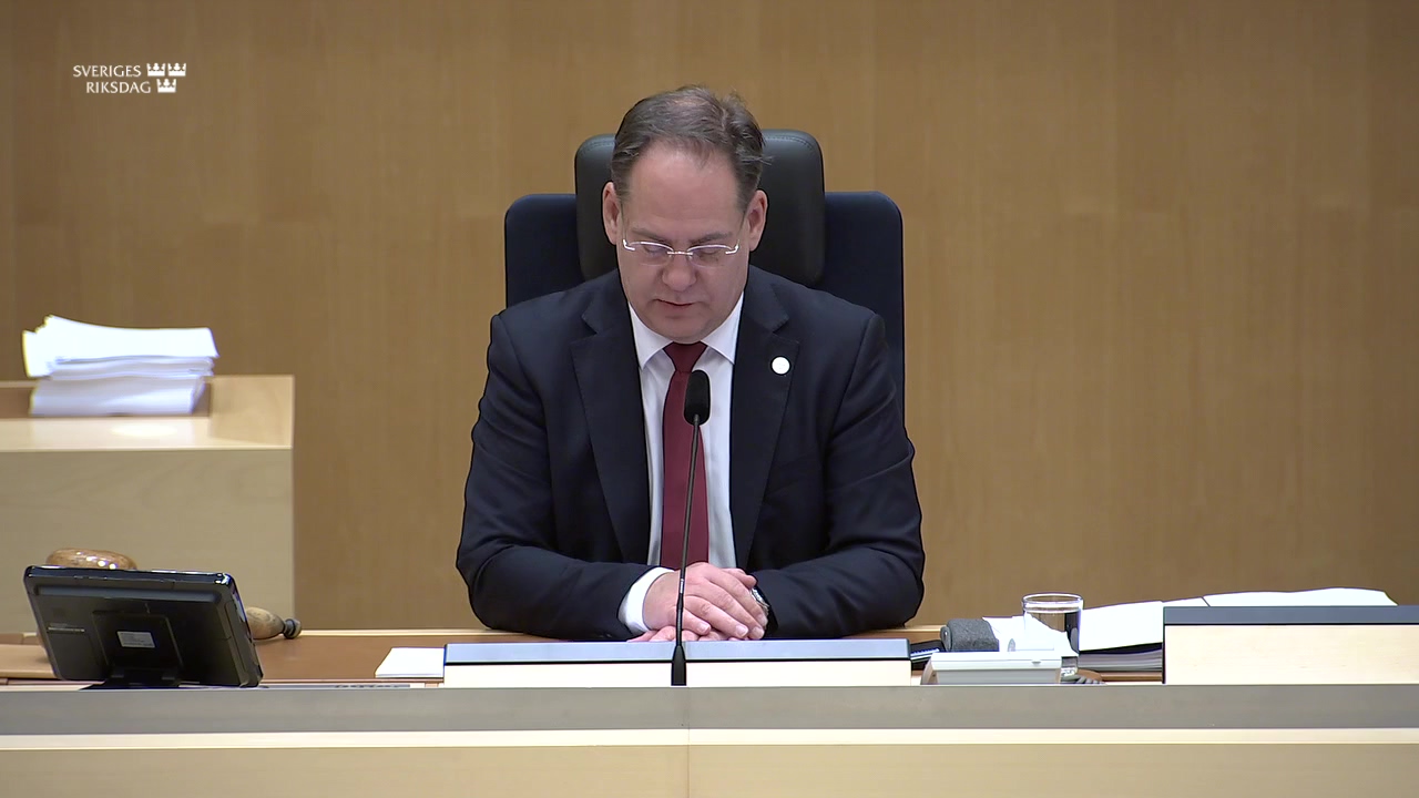 Stillbild från debatten i kammaren