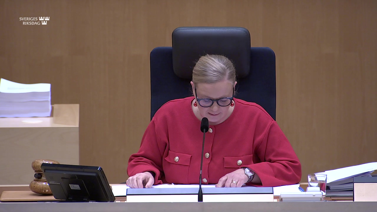 Stillbild från debatten i kammaren