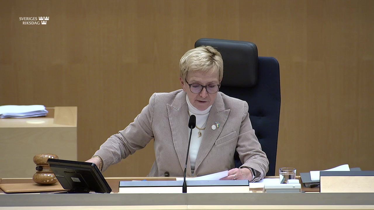 Stillbild från debatten i kammaren
