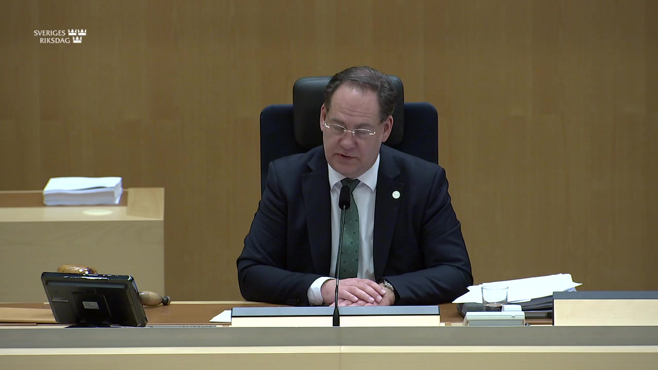Stillbild från debatten i kammaren