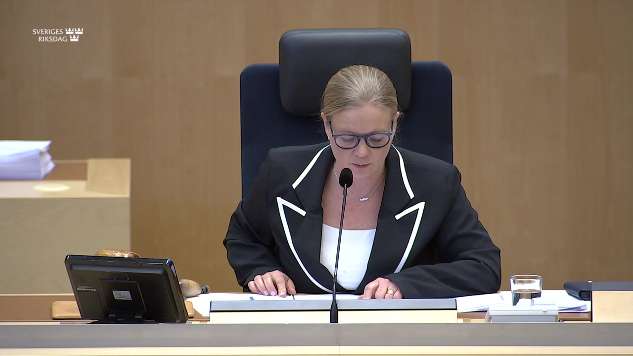 Stillbild från debatten i kammaren