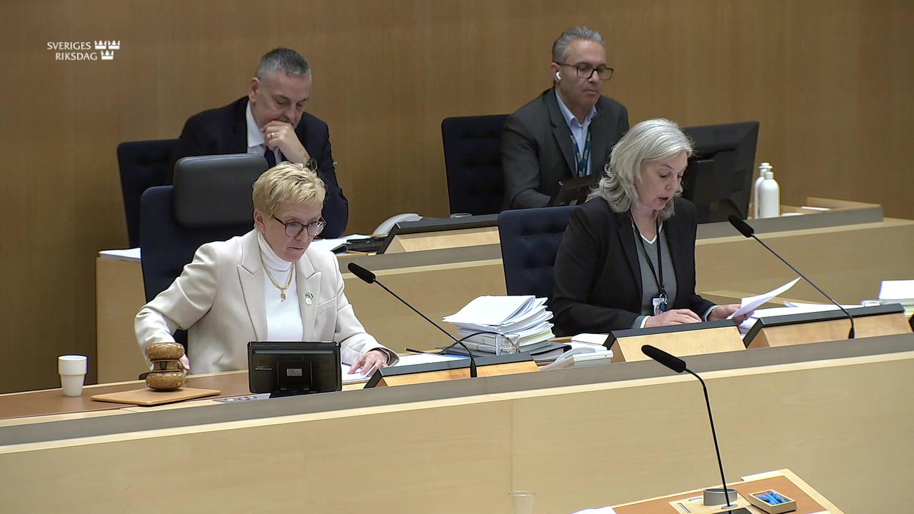 Stillbild från debatten i kammaren