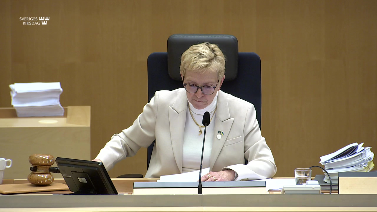 Stillbild från debatten i kammaren