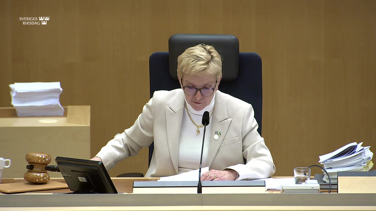 Stillbild från debatten i kammaren