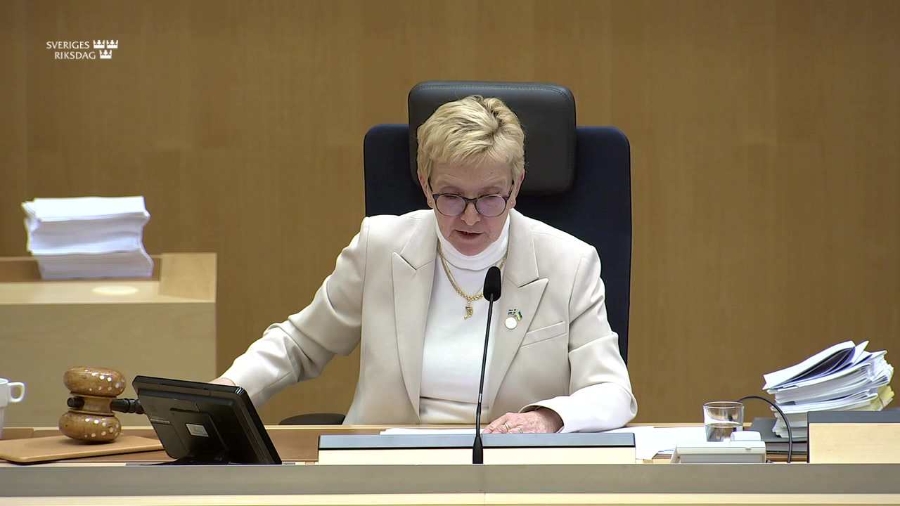 Stillbild från debatten i kammaren