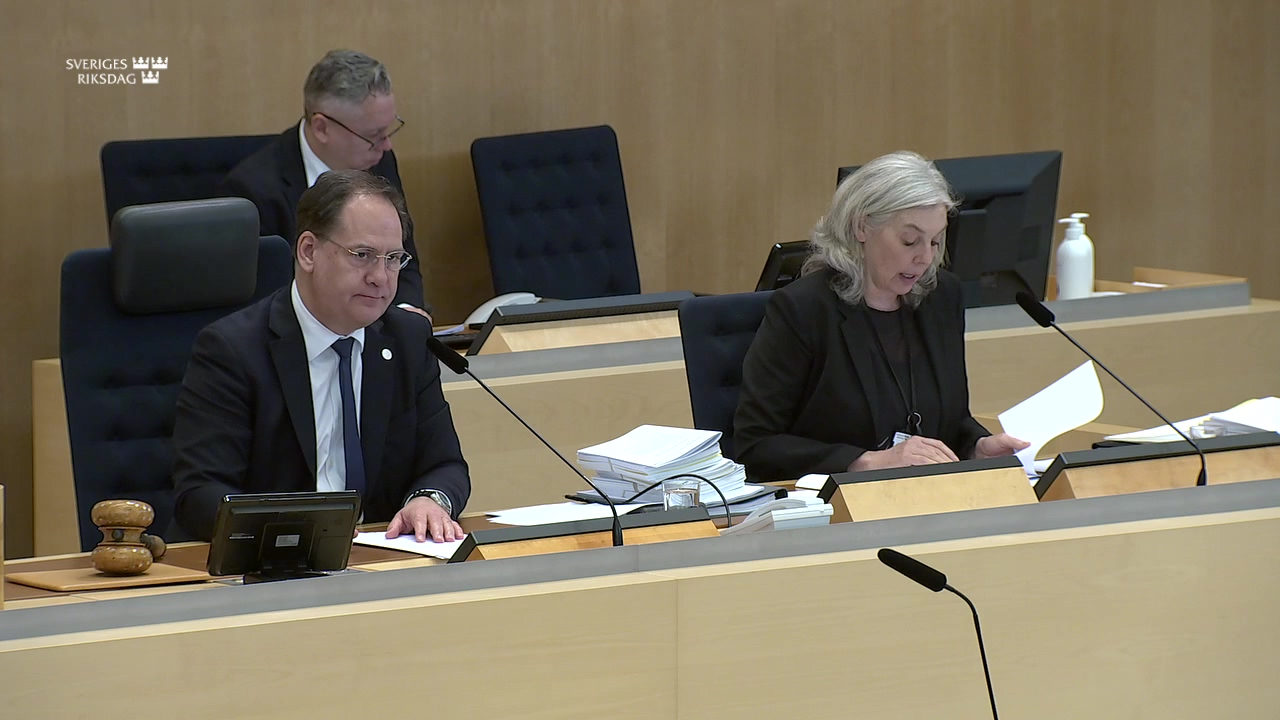 Stillbild från debatten i kammaren