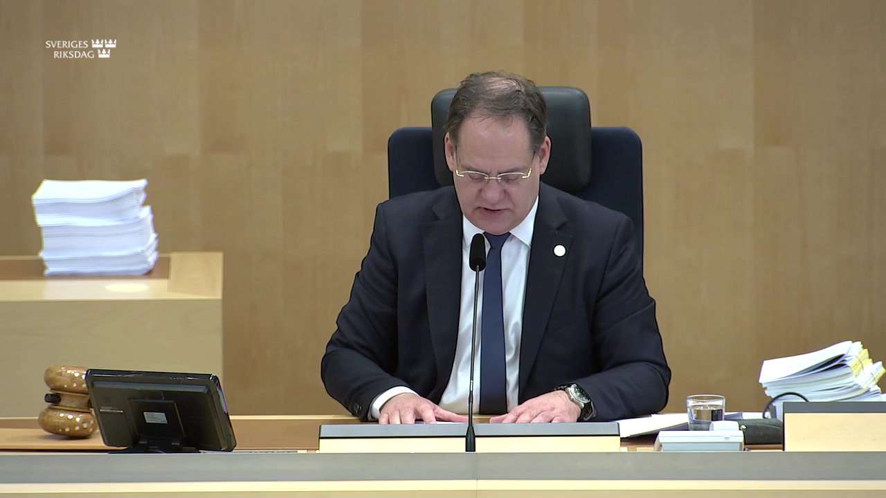 Stillbild från debatten i kammaren