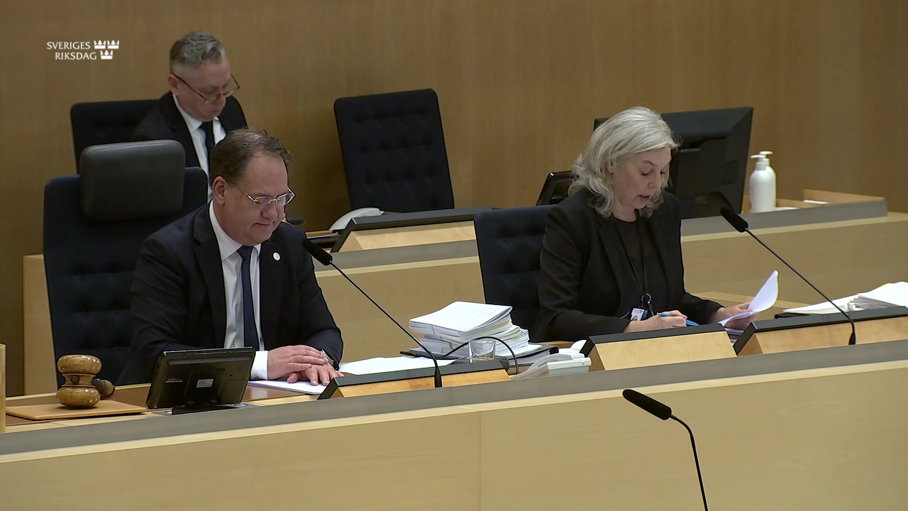 Stillbild från debatten i kammaren