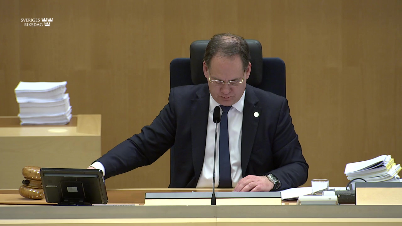 Stillbild från debatten i kammaren