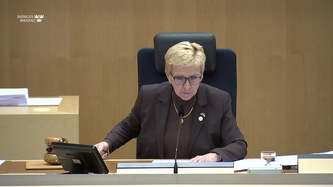 Stillbild från debatten i kammaren
